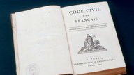 Titelblatt einer Erstausgabe des "Code civil" von 1804.