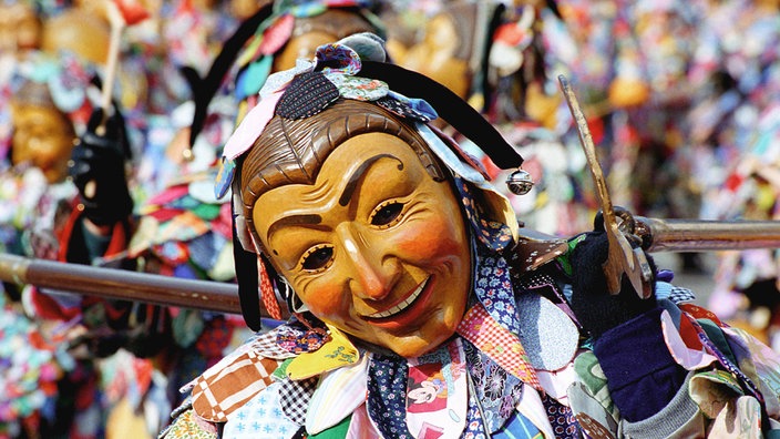 Typische Maske der schwäbisch-alemannischen Fasnacht.